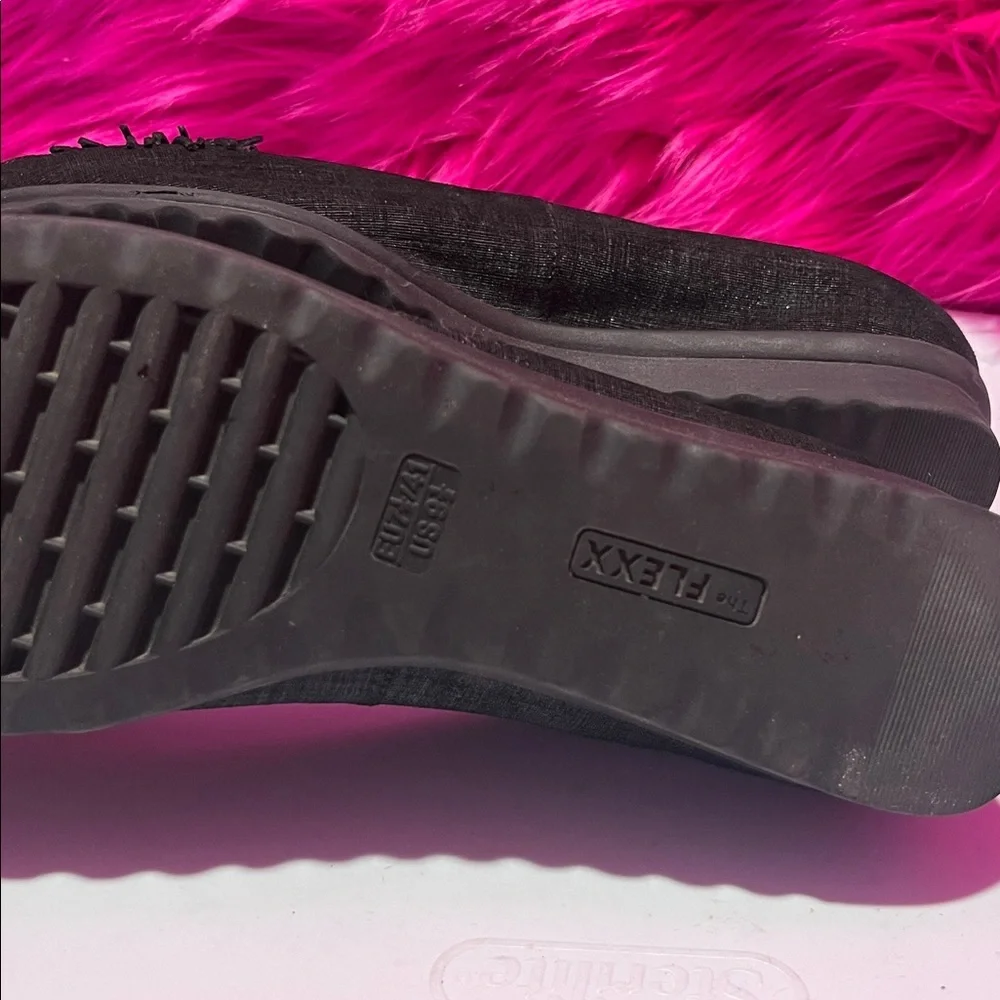 Ladies THE FLEXX SHOES